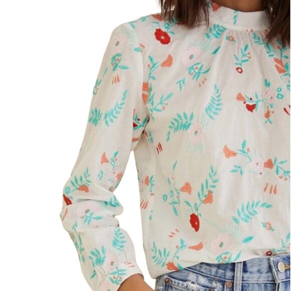 Amour Vert White Jeanne Bouquet Floral Embroidered Cotton Blouse - Picture 2 of 12